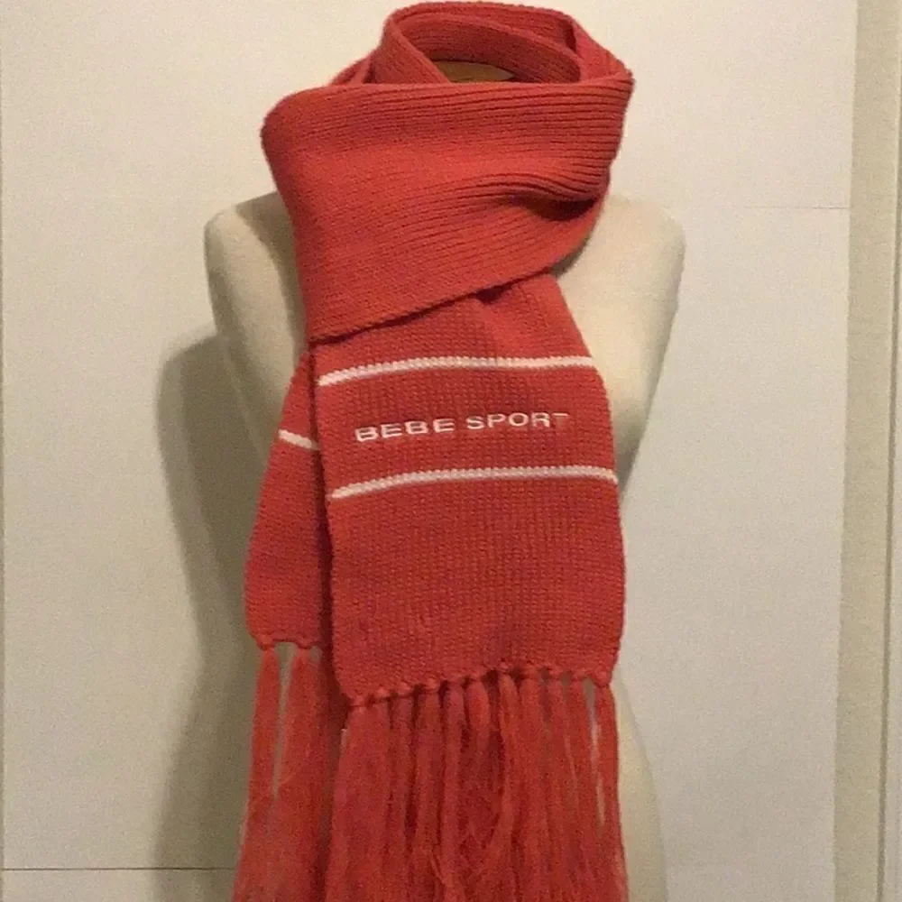 BEBE Sport Scarf Vintage Sport Ski Magenta Knit Fringed Scarf  Shawl White Logo